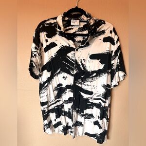 Men’s Level Ten Camp Tee| Size M |